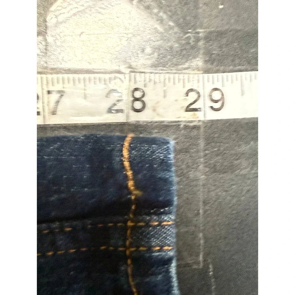 Levis levis 505